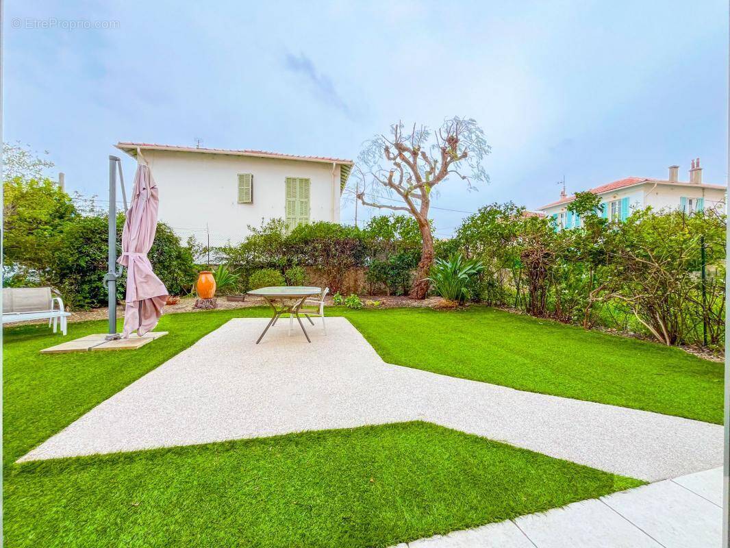 Appartement à CAGNES-SUR-MER