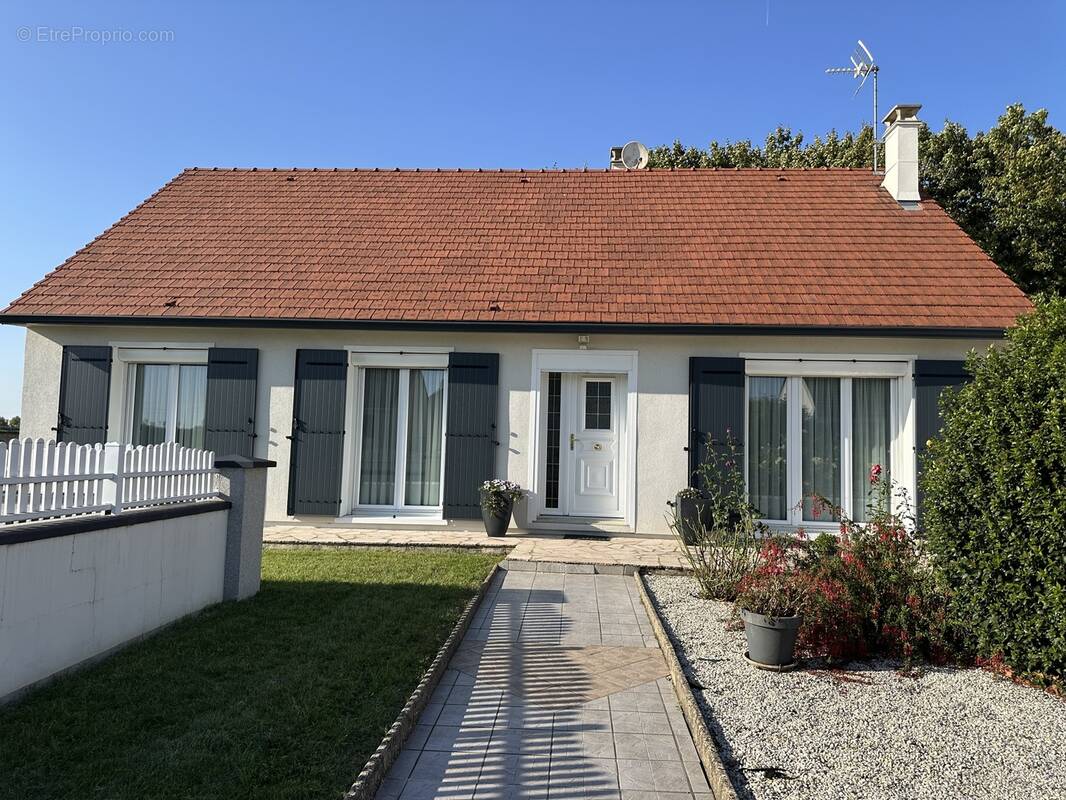 Maison à LUCE