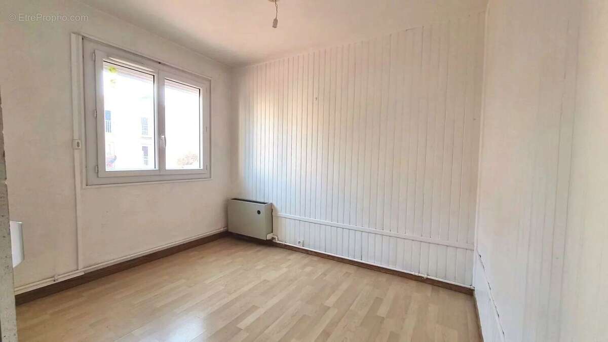 Appartement à BEYNES
