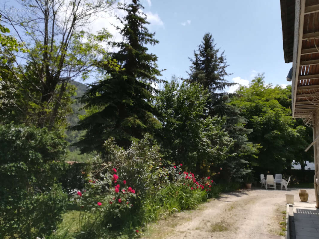 Maison à LUCERAM