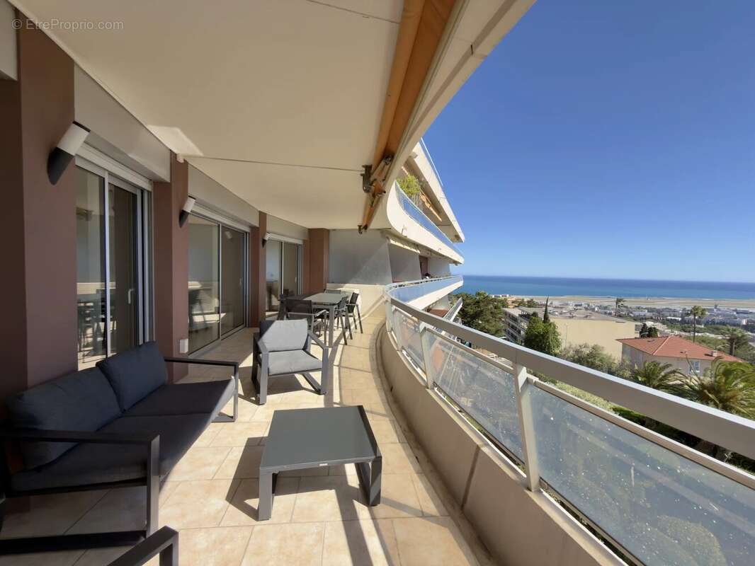 Appartement à NICE