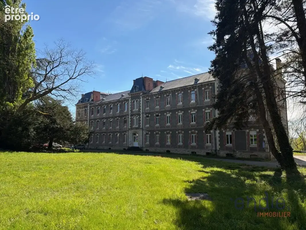 YZEURE  T3 de 77,40 m²  Projet de rénovation complète - photo 3