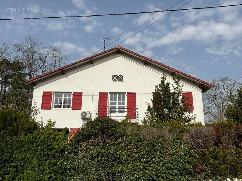 Maison à TERCIS-LES-BAINS