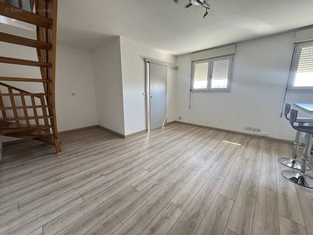 Appartement à LE PLESSIS-TREVISE