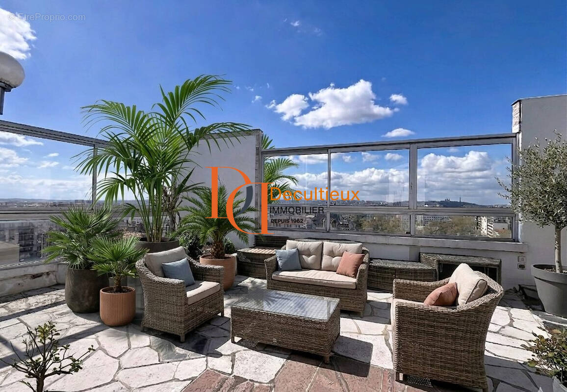 Appartement à LYON-8E