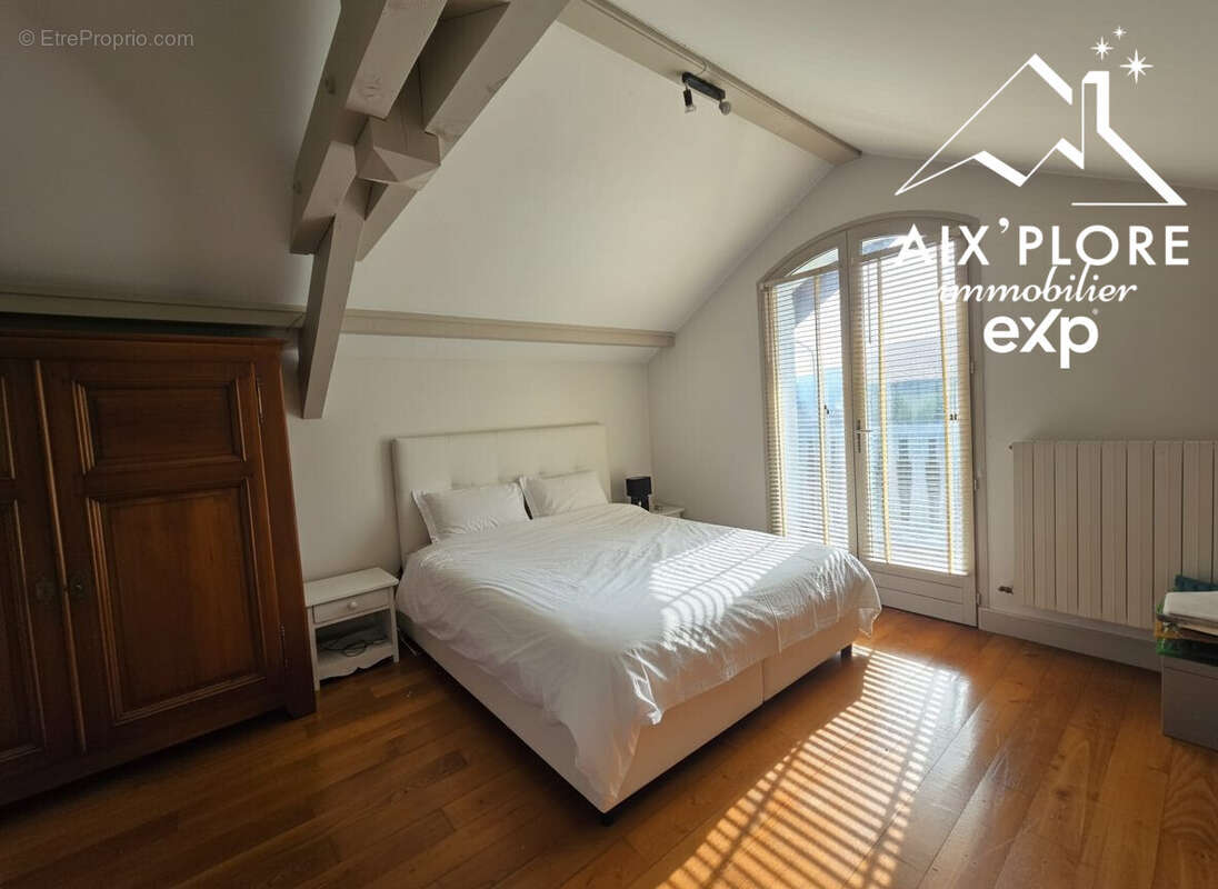 Maison 184 m² à Albens  - photo 7