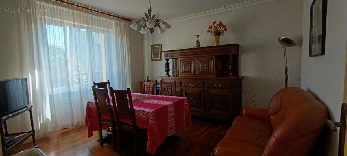 Maison à PLOUGUERNEAU