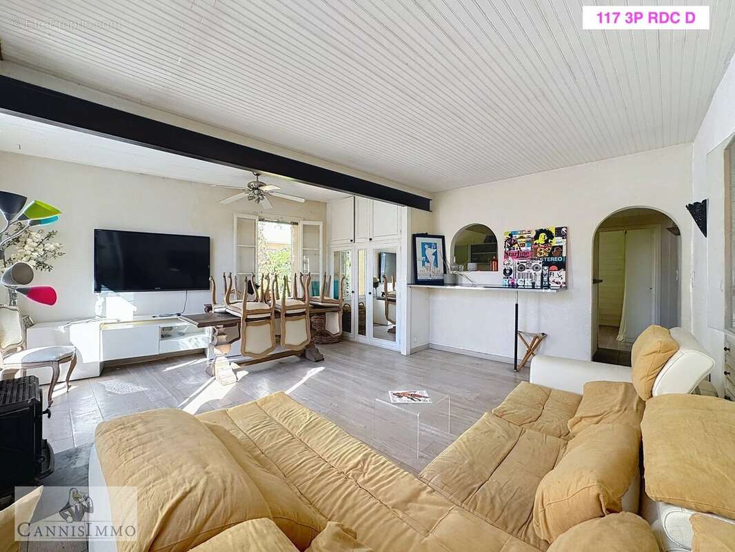 2 immeubles a renover avec piscine cannes - photo 17