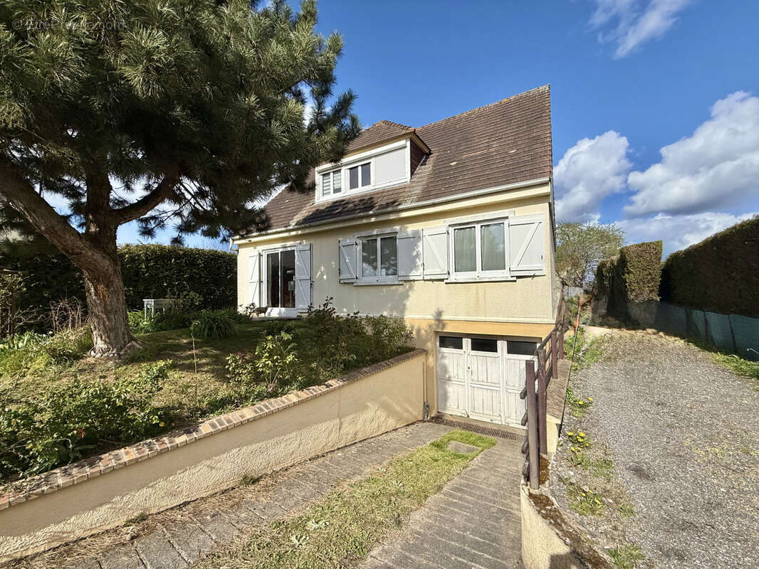 Maison à CHAUMONT-EN-VEXIN