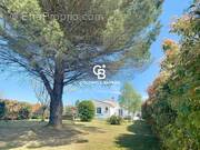 Maison à BUSSAC-SUR-CHARENTE