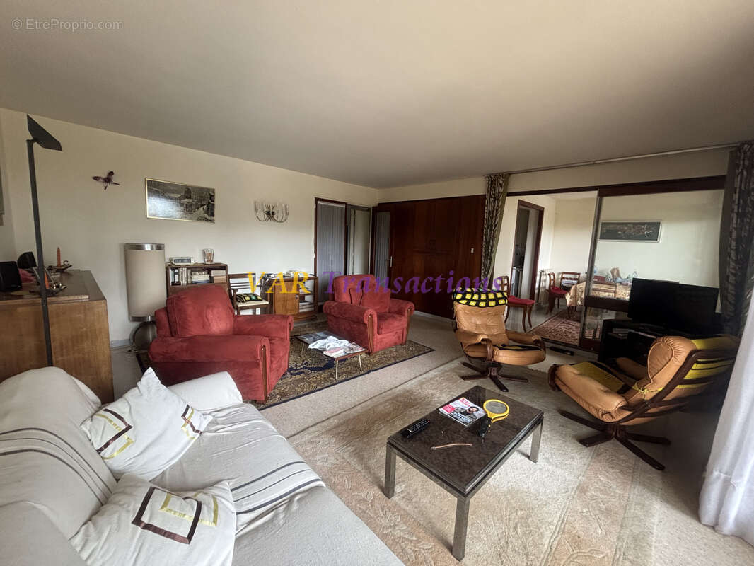 Appartement à SAINT-MANDRIER-SUR-MER