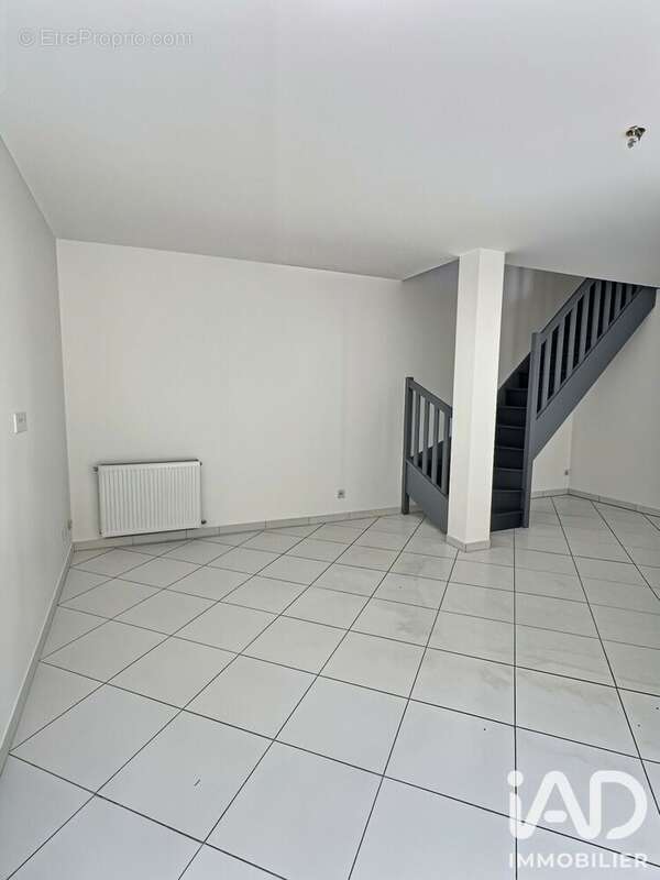 Maison 102 m² à Le Blanc-Mesnil  - photo 4
