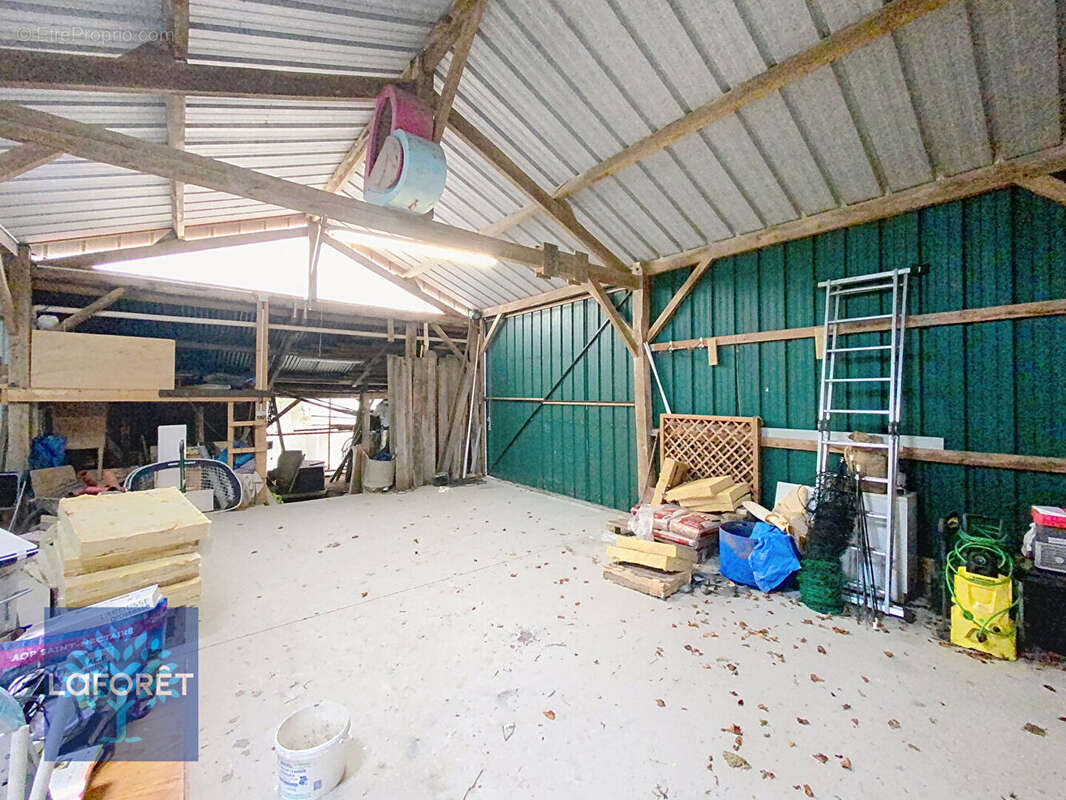 Maison à SAINT-CHRISTOPHE-DES-BOIS