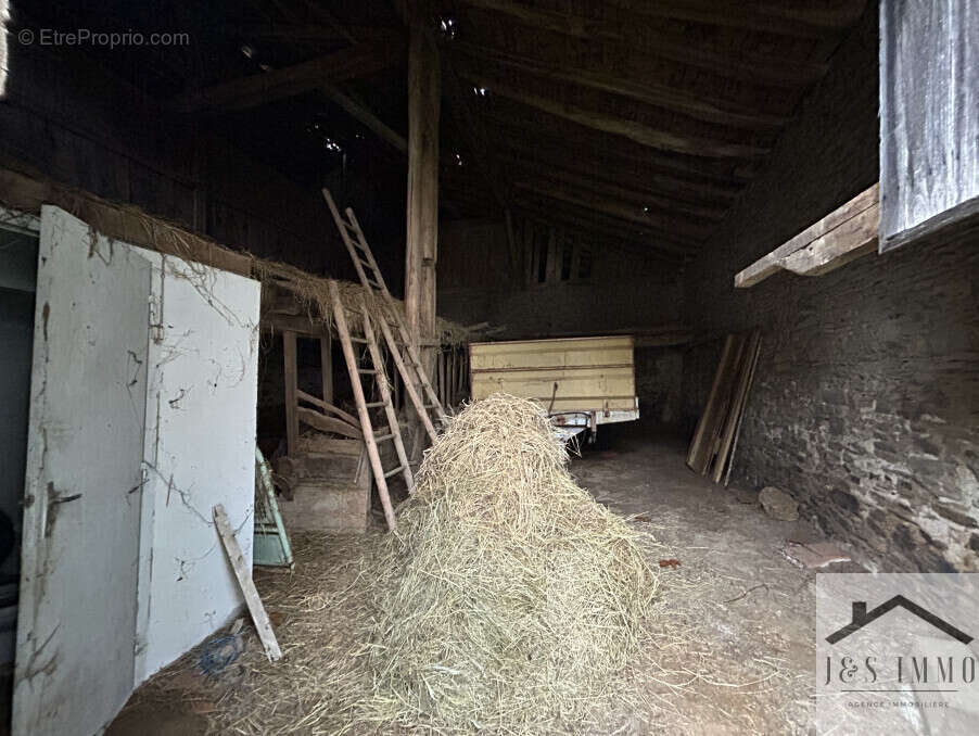 Maison à MONTEMBOEUF