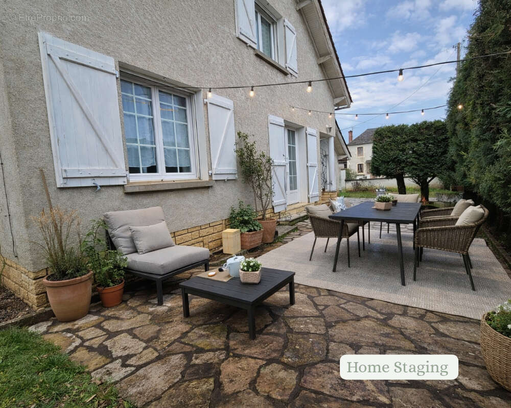 Maison à BIARS-SUR-CERE