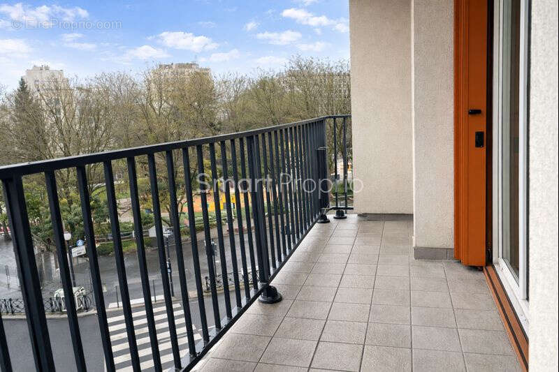 Appartement à PARIS-20E