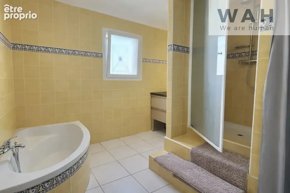 Villa 5 pièces avec piscine et garage - photo 18