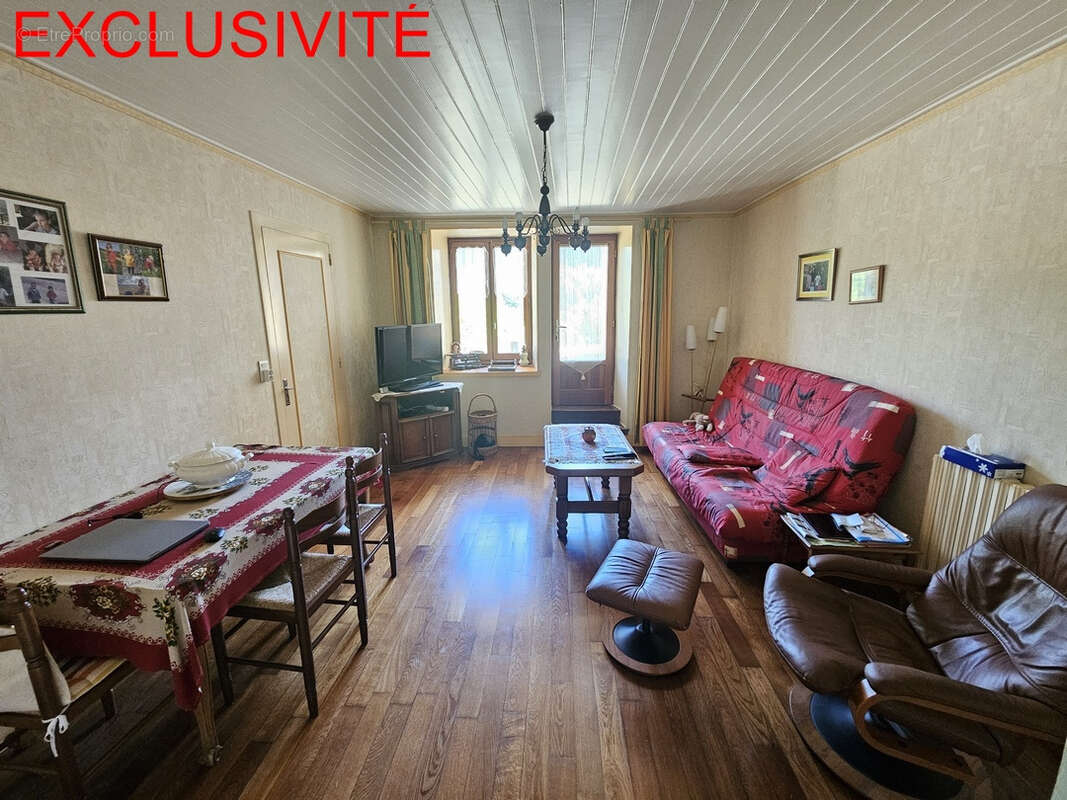 Ravilloles : belle maison de village en pierre - photo 6