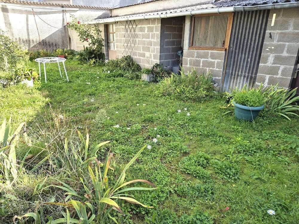 Maison à BEAUNE-LA-ROLANDE