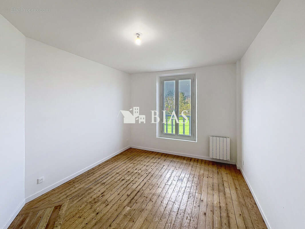 Maison à NASSANDRES