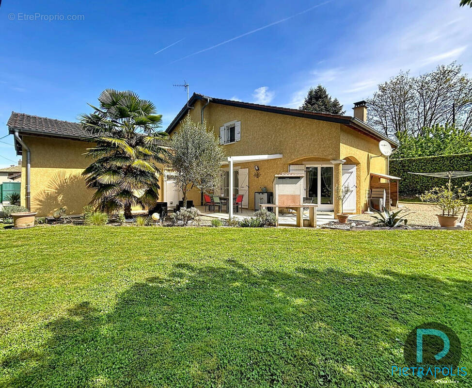 Maison à BEY