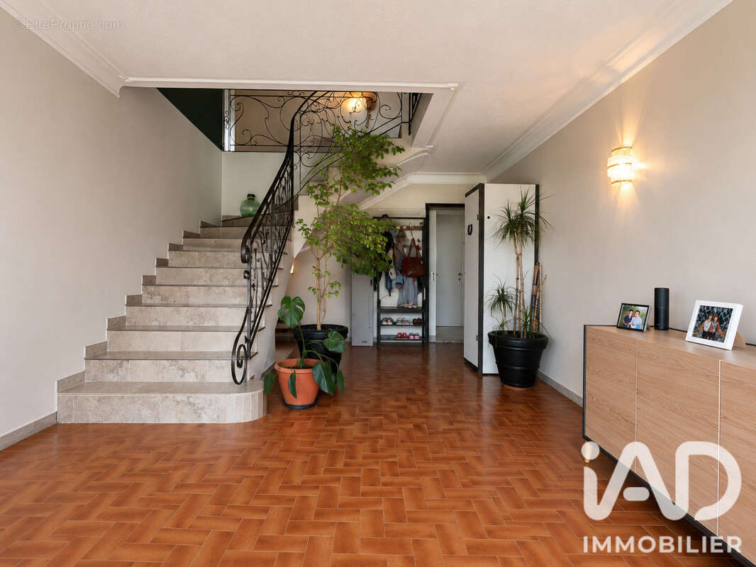 Photo 2 - Maison à SAINT-PRIVAT-DES-VIEUX