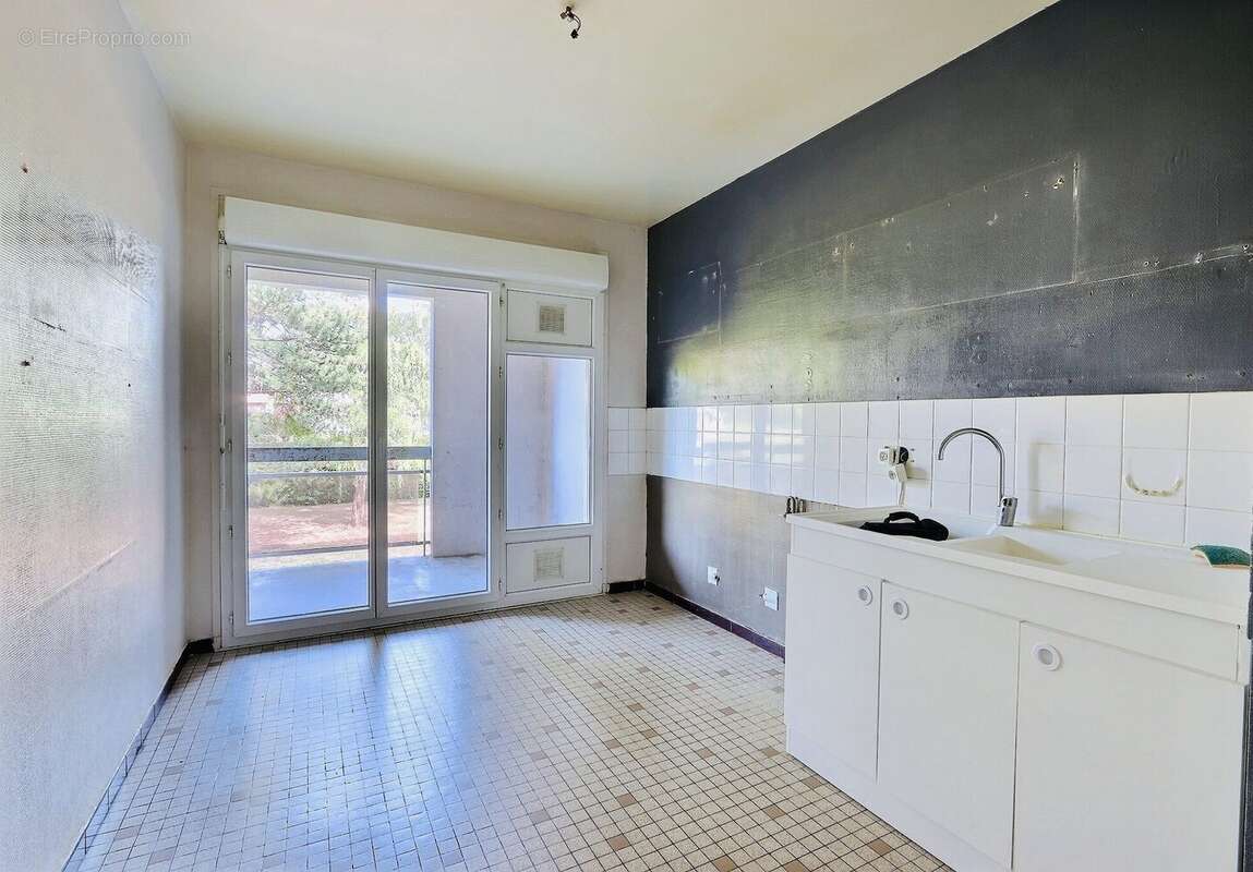 Appartement 78 m² à Cebazat  - photo 9