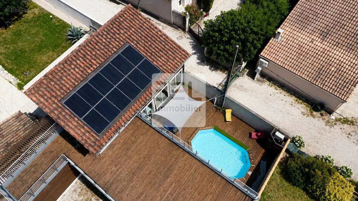 Maison à VEDENE