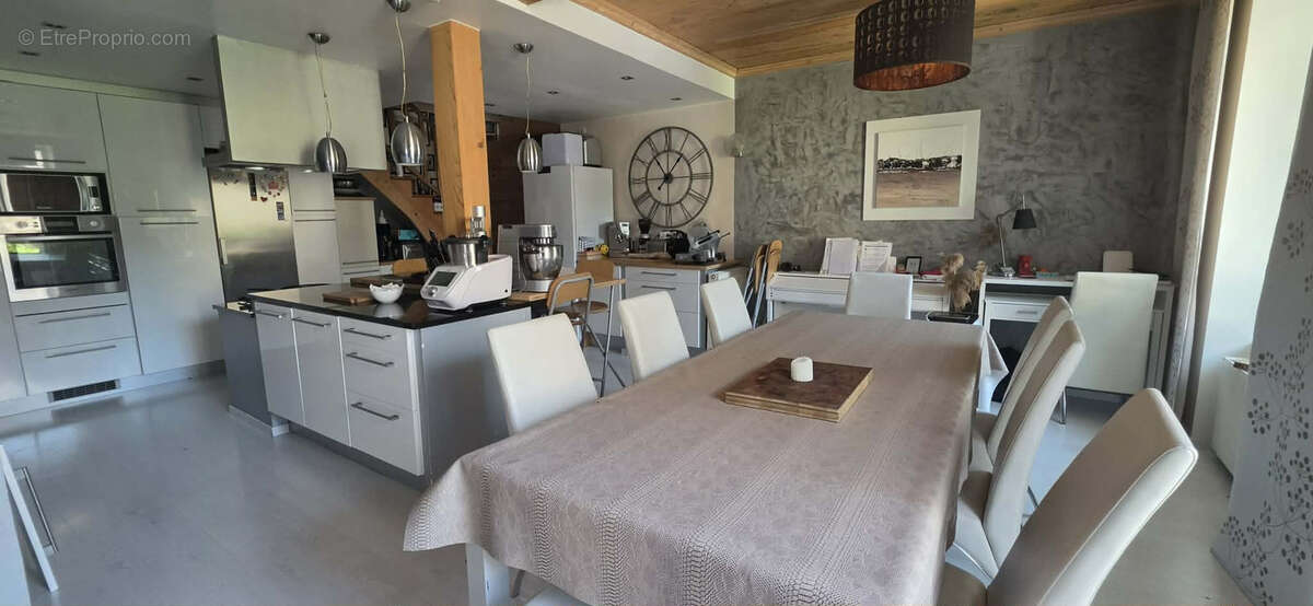 Maison à GRESY-SUR-ISERE