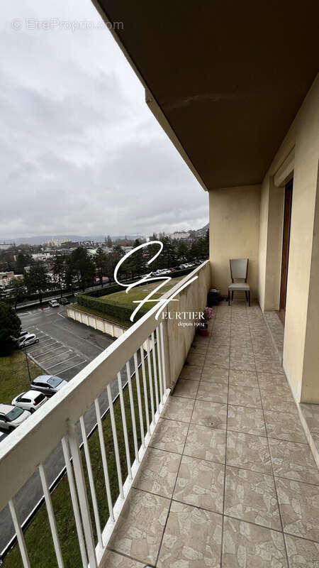 Appartement à SEYSSINET-PARISET