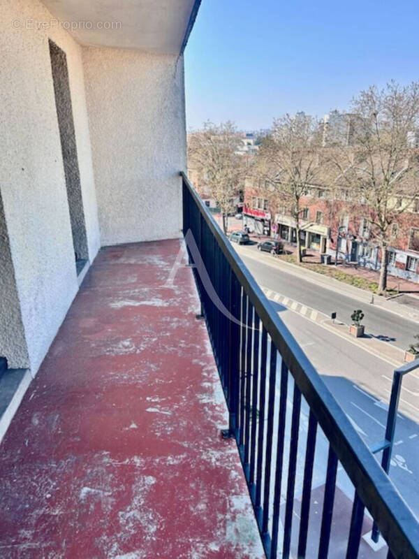 Appartement à LE BOURGET