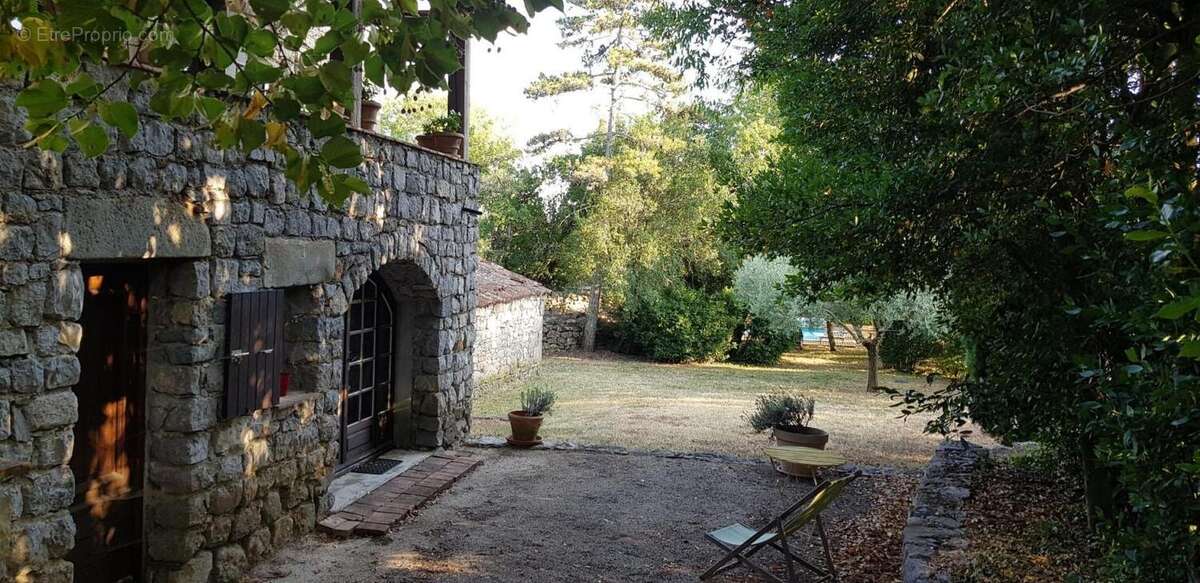 Maison à CHANDOLAS