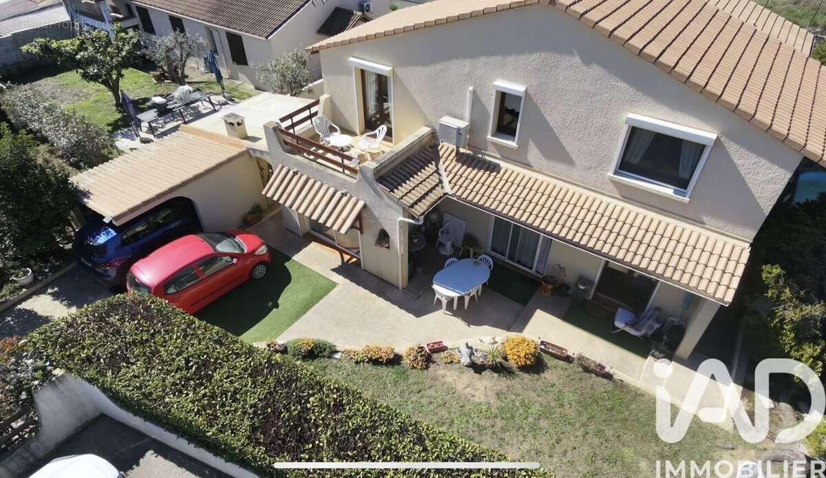 Photo 2 - Maison à SAINT-GILLES