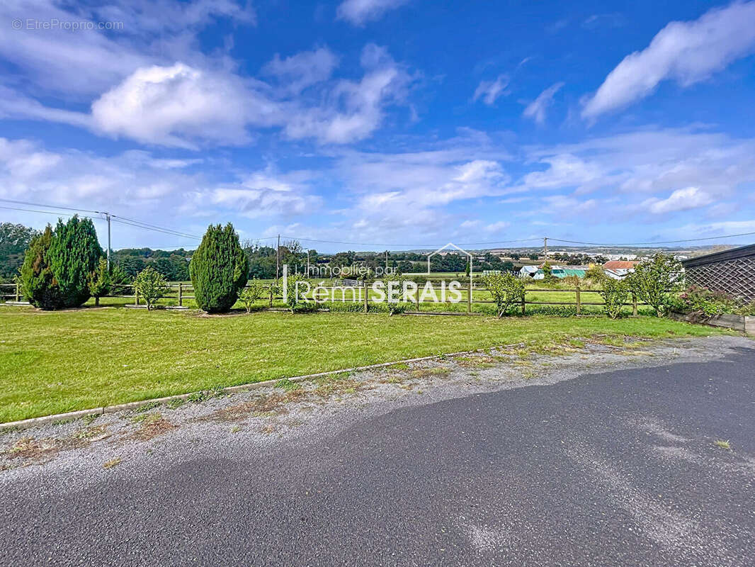 Maison à CONDE-SUR-NOIREAU