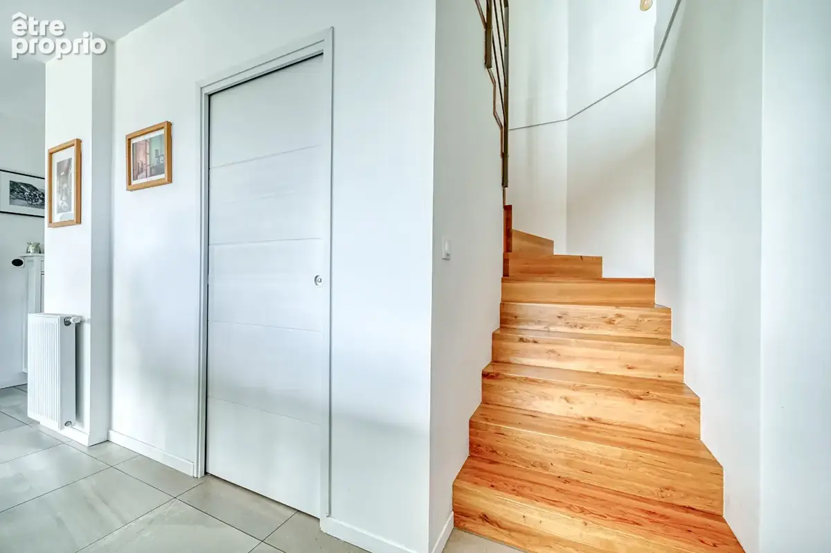 Duplex de 120.29 m2 avec terrasse - Monchat - photo 15