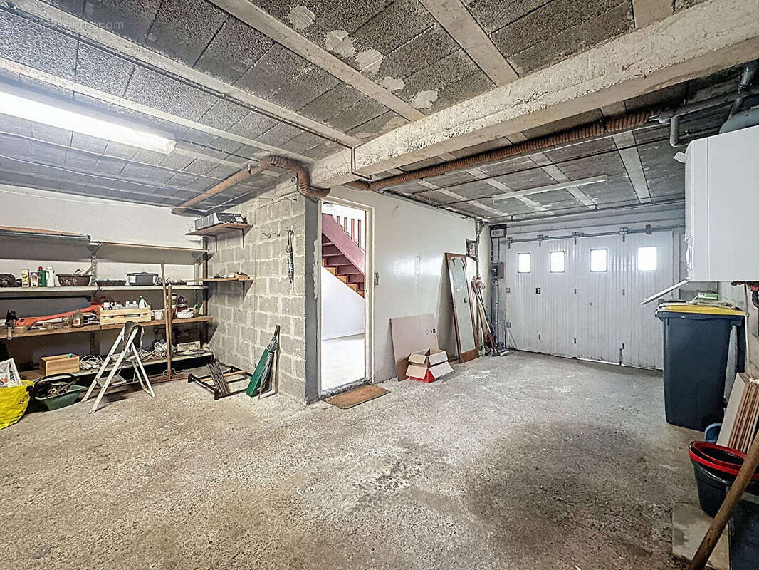 Maison à LE RELECQ-KERHUON