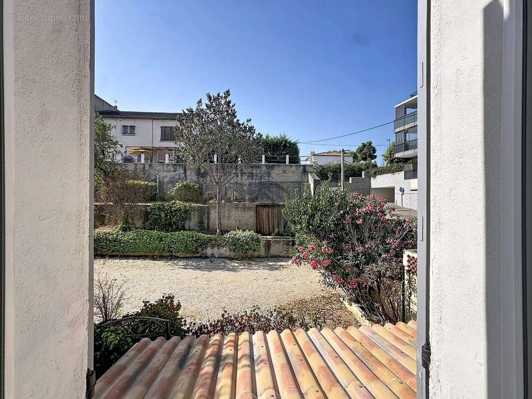T2 48m2 avec terrasse et parking - photo 7