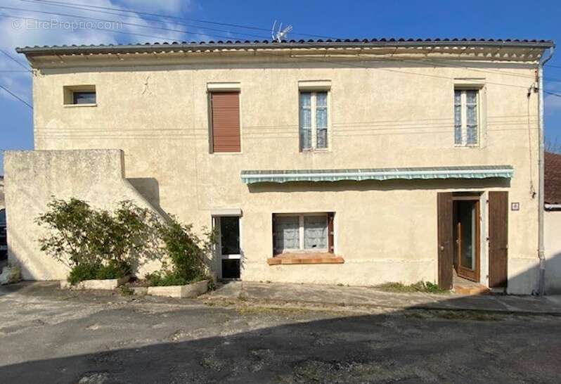 Maison à BOURG