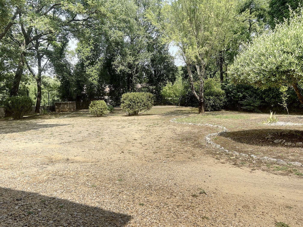 Terrain à SAINT-MAMERT-DU-GARD