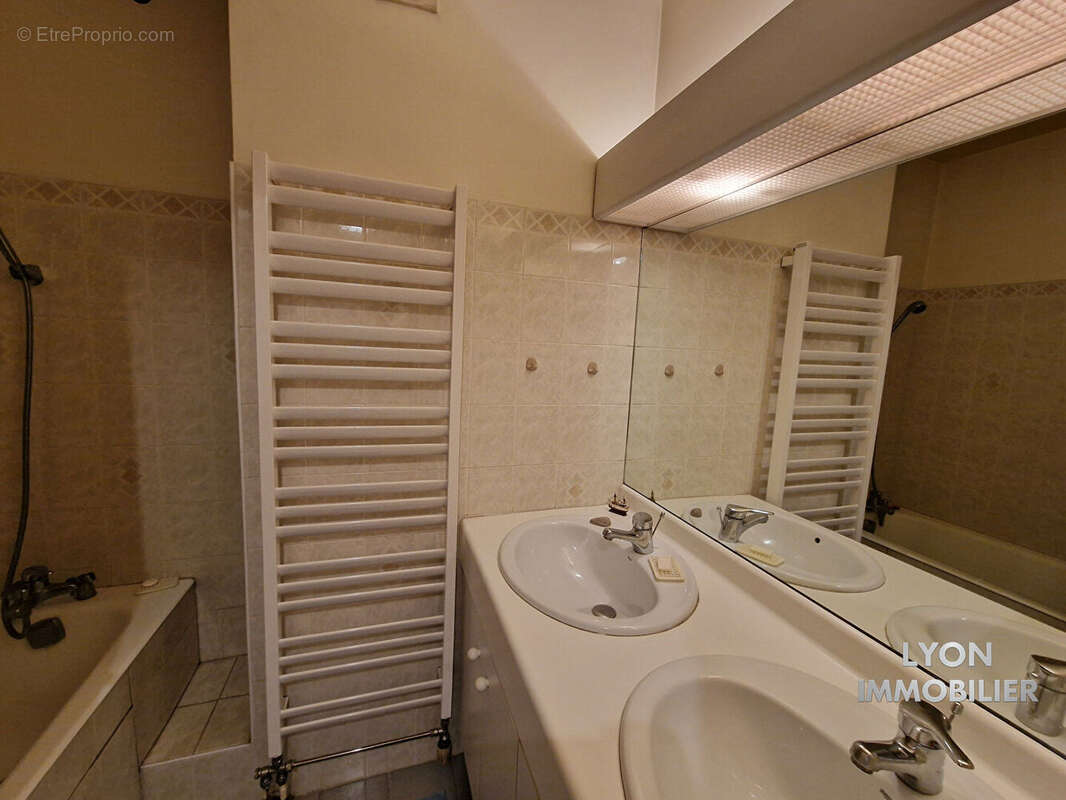 Appartement à LYON-3E