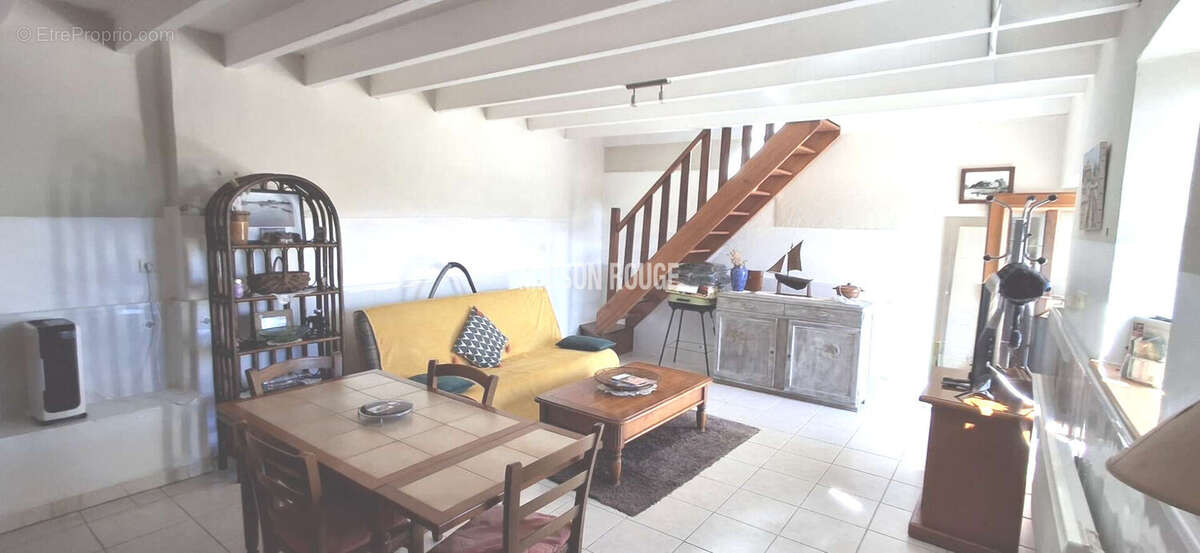 Maison à PLOUGRESCANT