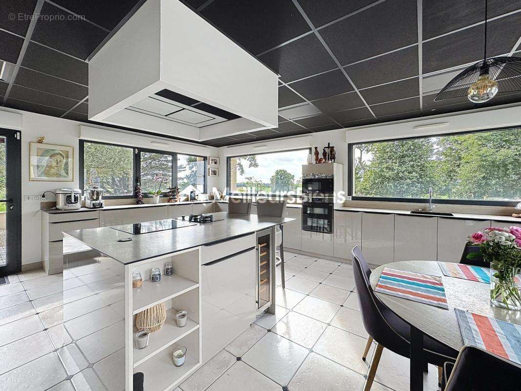Villa d'exception 340 m2 - Piscine chauffée - Gîte - photo 8