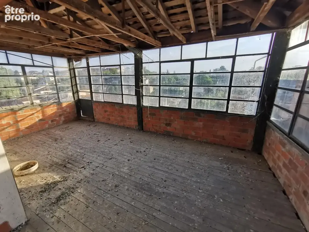 Maison de 251 m2 à rénover avec local commercial - photo 2