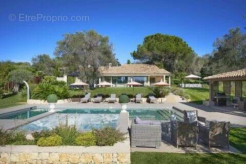 Maison à MOUGINS