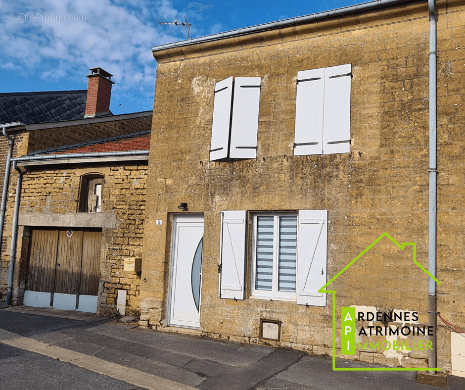 Maison à SAINT-MARCEAU