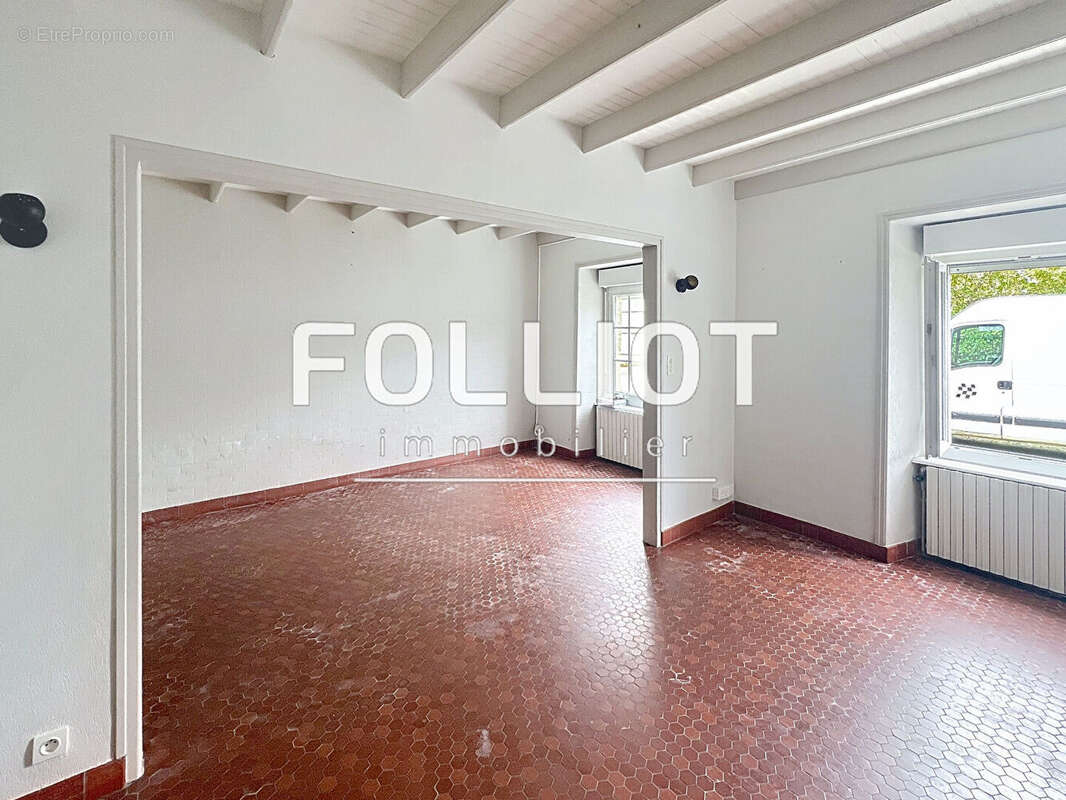 Maison à HEUGUEVILLE-SUR-SIENNE