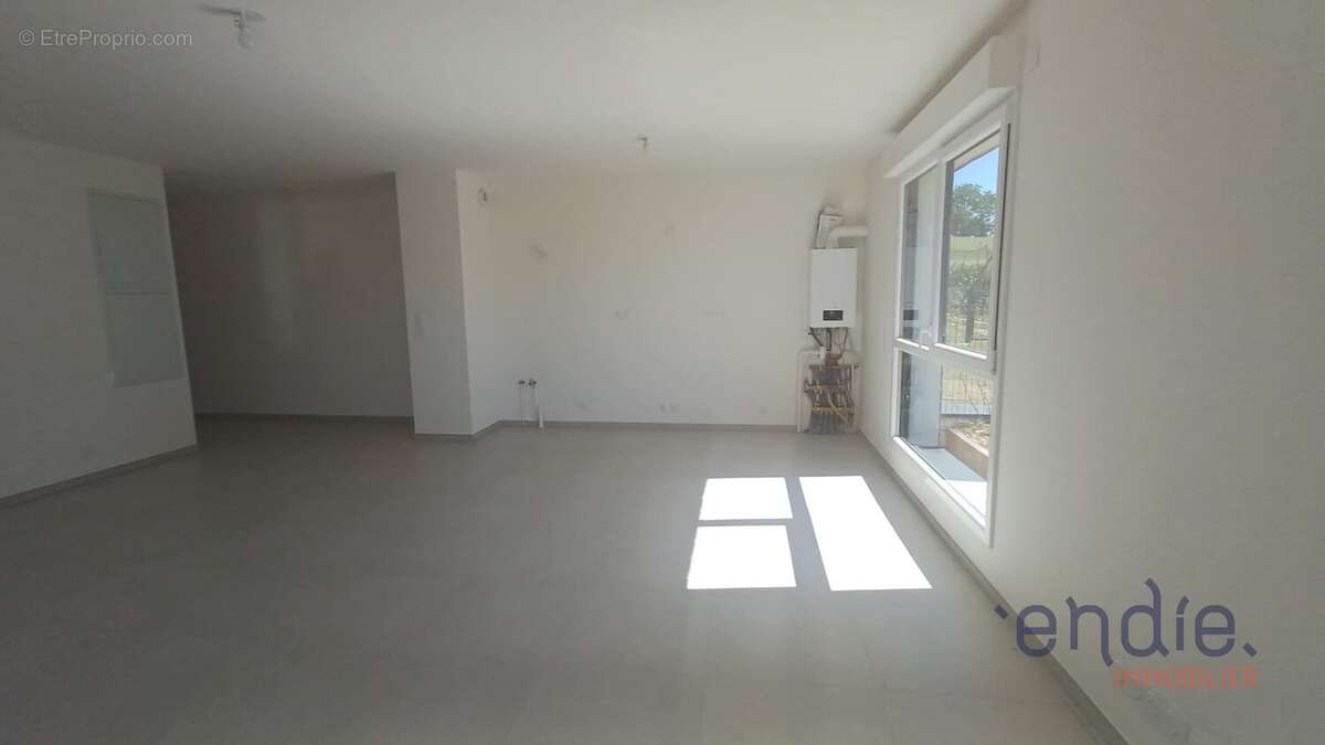 À 8 minutes de Sierentz  Superbe appartement 3 pièces avec terrasse et jardin privatif - photo 4