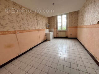 Maison à CINQ-MARS-LA-PILE