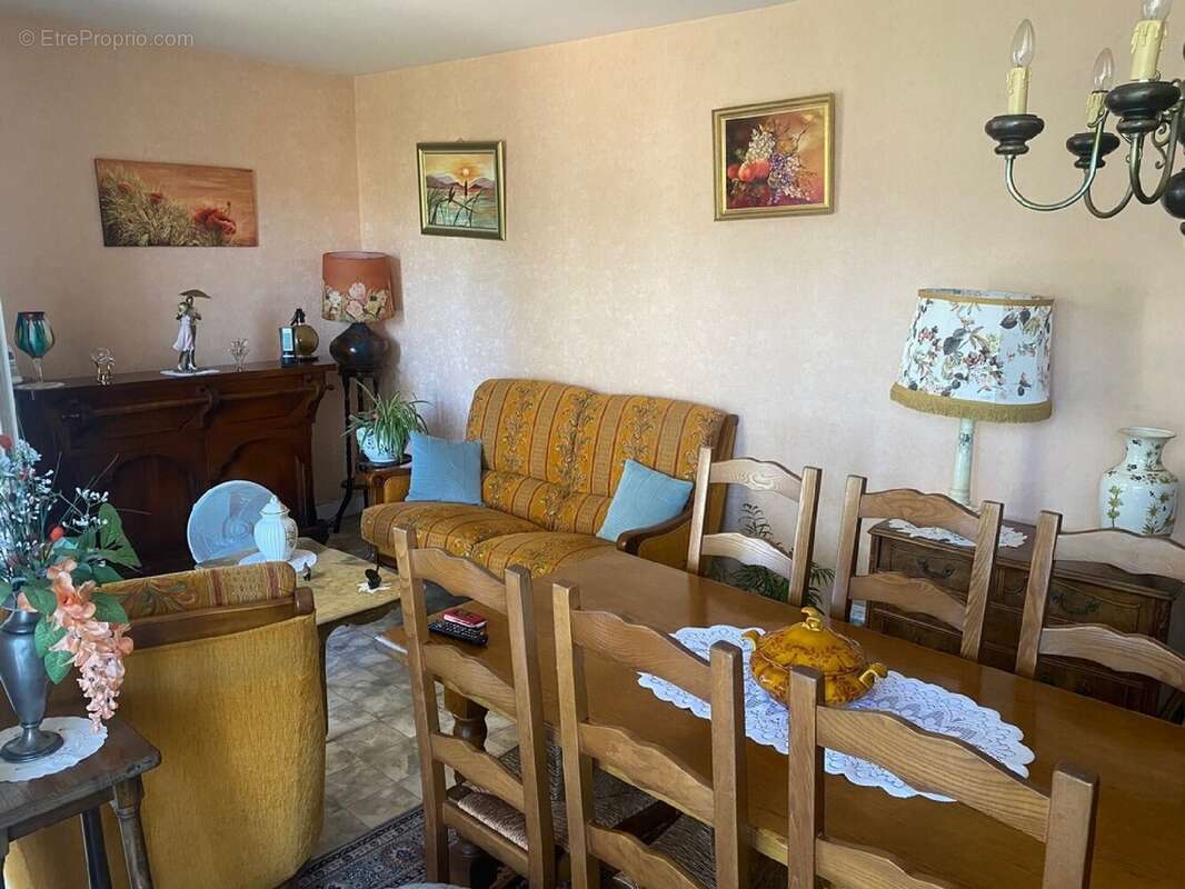 Appartement 81 m² à Graulhet  - photo 2