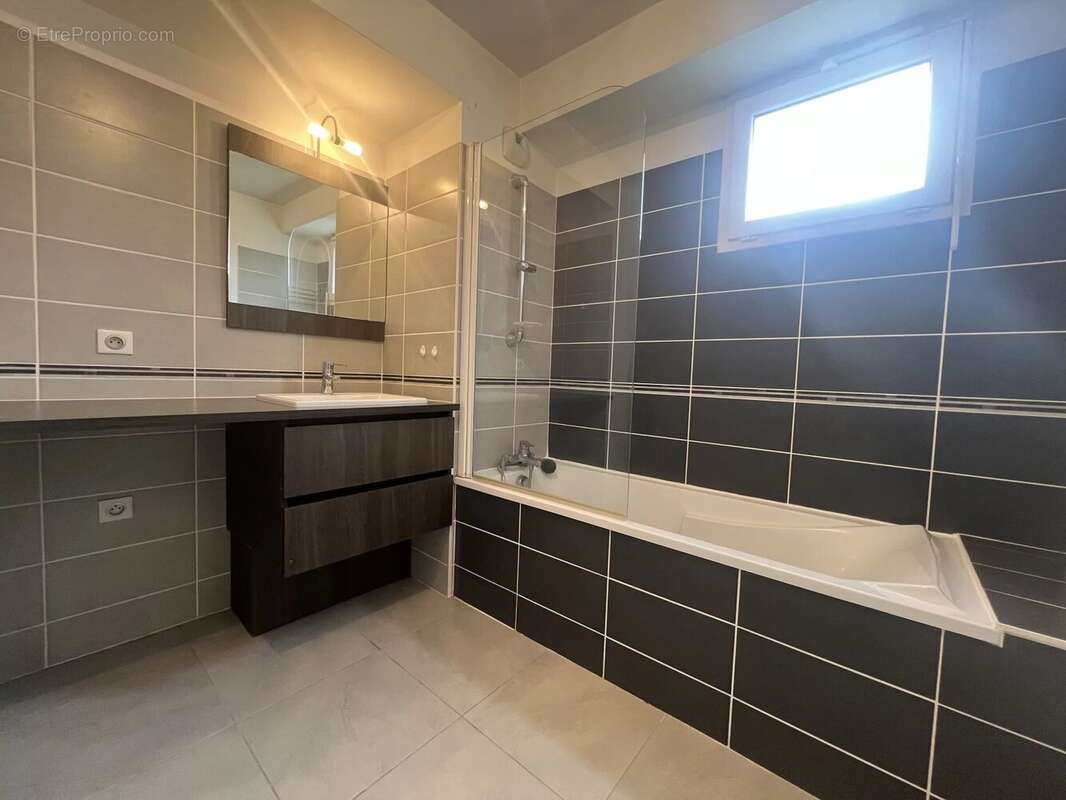 Appartement à PEROLS